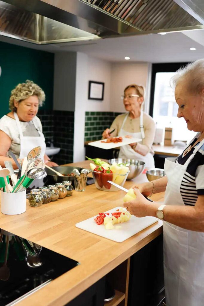 Cutting local ingredients by tourists